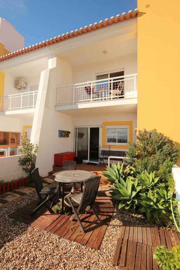 Surf House Baleal Bed and Breakfast Esterno foto
